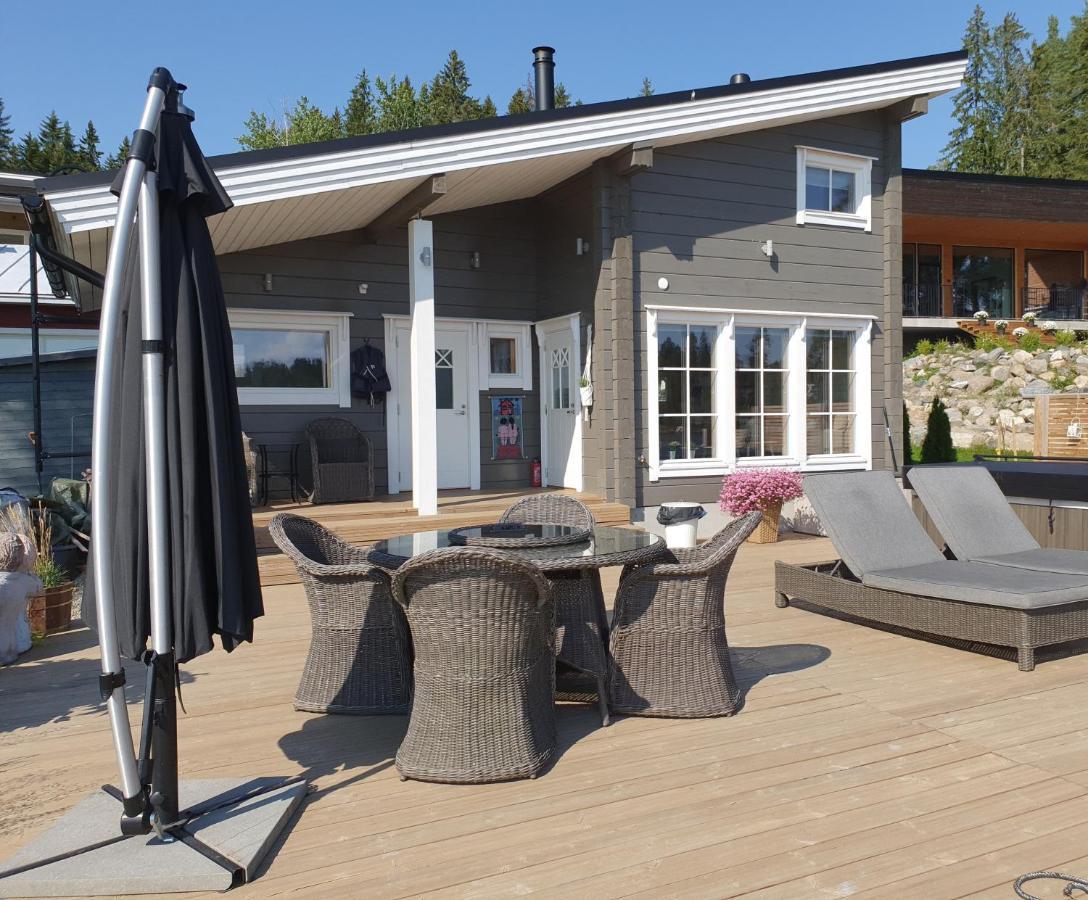 Stunning Log Cabin 45M2 On The Shore Of Kallavesi. Kuopio Kültér fotó