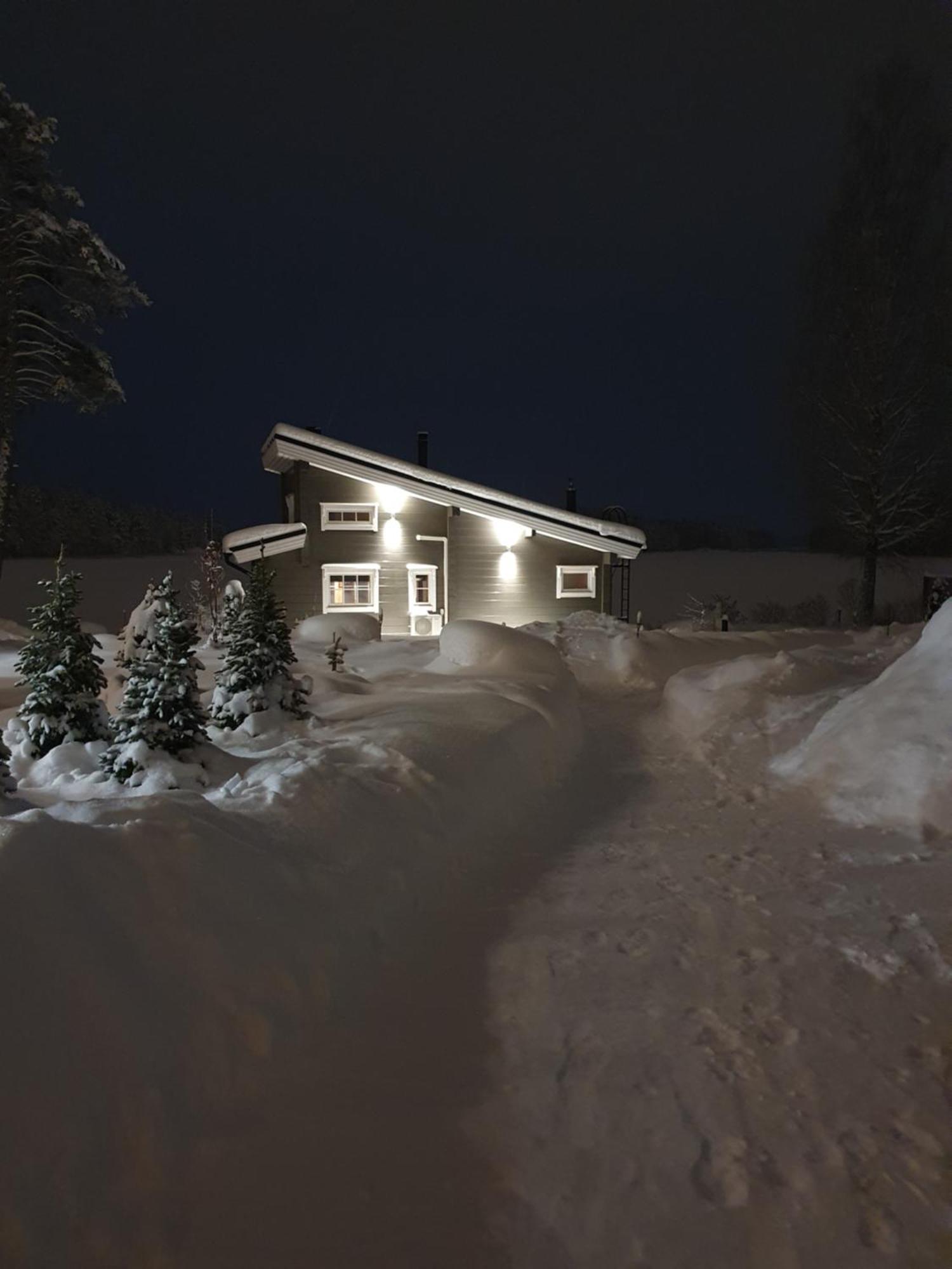 Stunning Log Cabin 45M2 On The Shore Of Kallavesi. Kuopio Kültér fotó